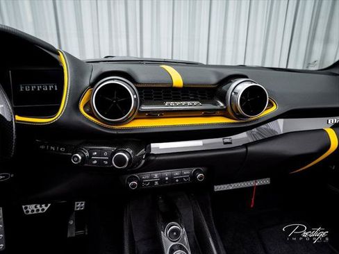 Used 2022 Ferrari 812 GTS RWD image 40