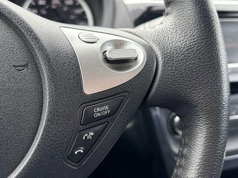 Used 2016 Nissan Sentra SR image 16