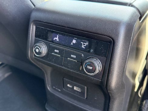 Used 2020 GMC Acadia SLE FWD image 14