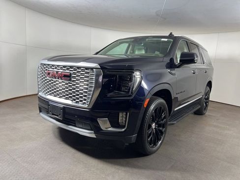 Used 2024 GMC Yukon Denali image 3