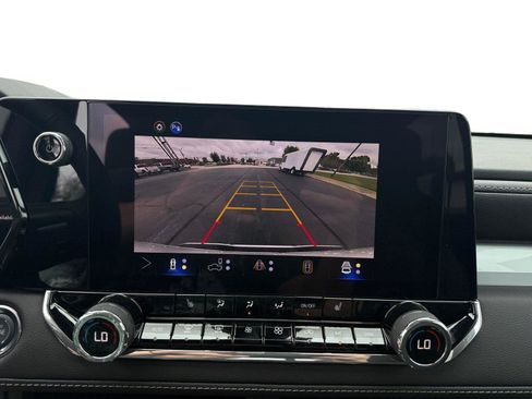 New 2026 Chevrolet Colorado LT w/ LT Convenience Package AWD/4WD image 17