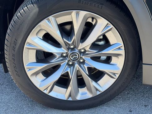 Used 2024 MAZDA CX-90 3.3 Turbo w/ Premium Package image 6