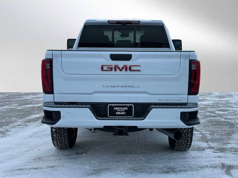 New 2026 GMC Sierra 3500 Denali w/ Denali Reserve Package image 4