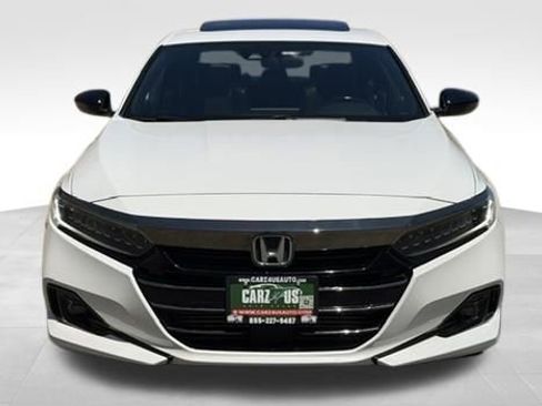 Used 2022 Honda Accord Sport image 2