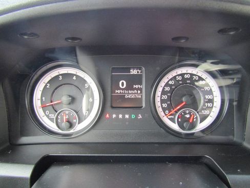 Used 2014 RAM 1500 Express image 11