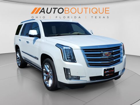 Used 2018 Cadillac Escalade Platinum AWD/4WD image 7