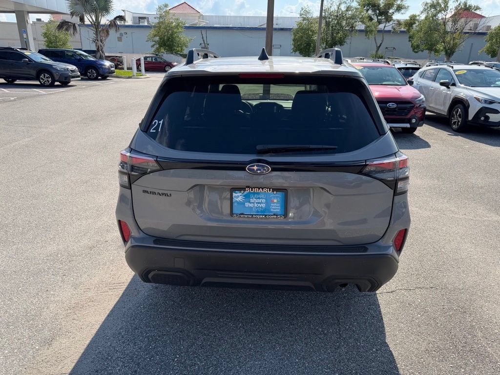 Used 2026 Subaru Forester Premium AWD/4WD image 5