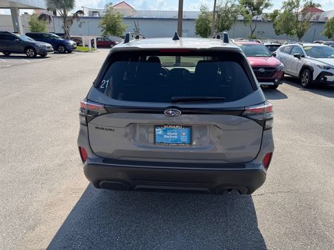 Used 2026 Subaru Forester Premium AWD/4WD image 5