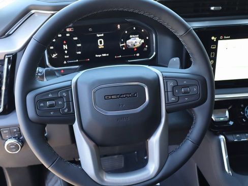 New 2026 GMC Sierra 1500 Denali w/ Denali Reserve Package AWD/4WD image 16
