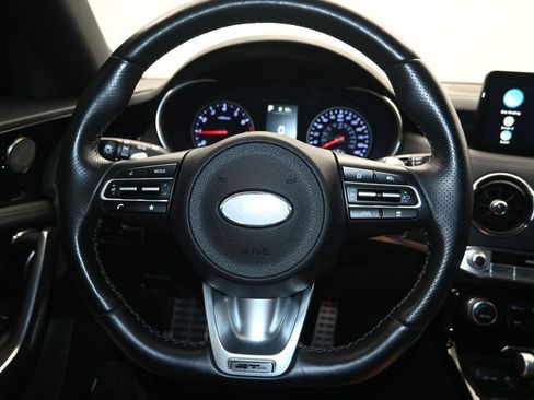 Used 2023 Kia Stinger GT-Line w/ Sun & Sound Package RWD image 13