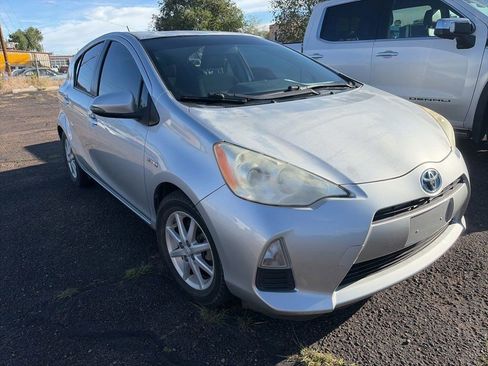 Used 2013 Toyota Prius C Three w/ Preferred Accessory Pkg #2 FWD image 2