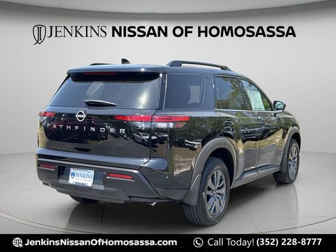 New 2026 Nissan Pathfinder SV w/ Cargo Package FWD image 3