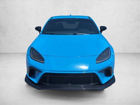Used 2022 Toyota GR86 Premium w/ ALL Weather Mat Package (TMS) RWD image 2