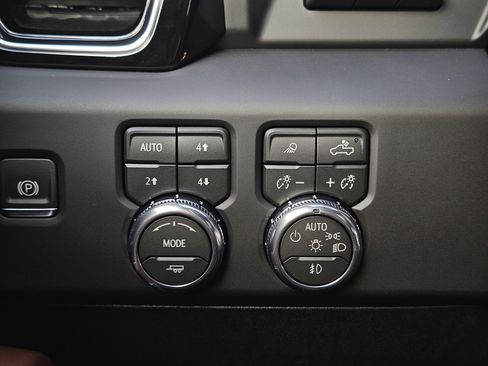 New 2026 GMC Sierra 2500 Denali Ultimate image 21