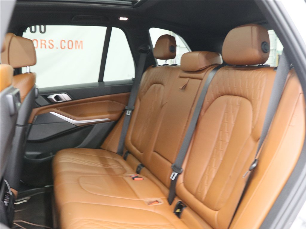 Used 2022 BMW X5 M50i w/ Climate Comfort Package AWD/4WD image 18
