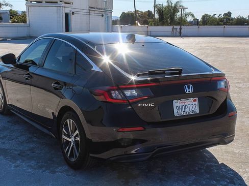 Certified 2023 Honda Civic LX image 4