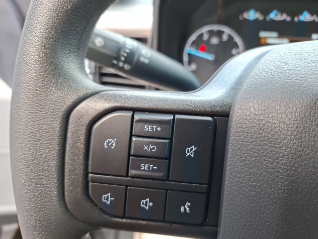 Used 2025 Ford F250 XL RWD image 18