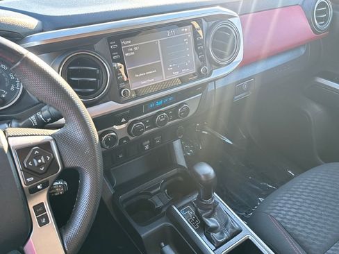 Used 2023 Toyota Tacoma 4x4 Double Cab image 21