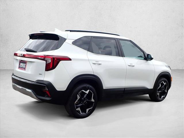 Used 2024 Kia Seltos EX AWD/4WD image 4