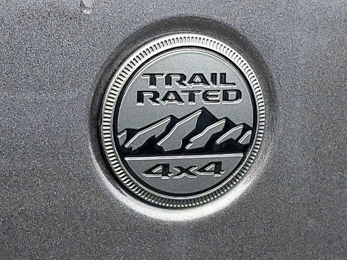 Used 2025 Jeep Wrangler Unlimited Sahara w/ Safety Group AWD/4WD image 10