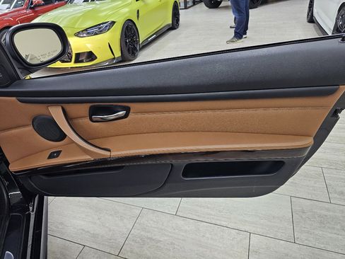 Used 2011 BMW 335i Convertible w/ M Sport Pkg image 37