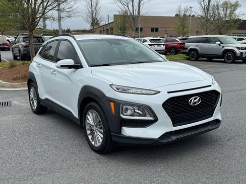 Used 2020 Hyundai Kona SEL image 3
