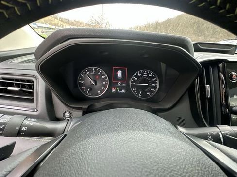 Used 2024 Subaru Ascent Onyx Edition Limited image 12