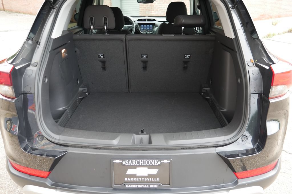 Used 2023 Chevrolet TrailBlazer LT w/ Convenience Package FWD image 7