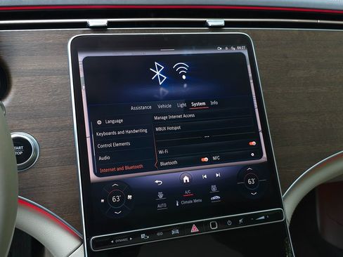 Used 2022 Mercedes-Benz EQS 450+ Sedan image 52