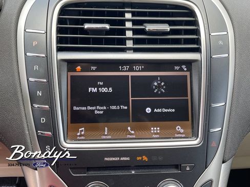 Used 2019 Lincoln Nautilus Premier AWD/4WD image 5