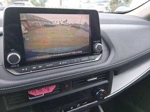 Certified 2024 Nissan Rogue SV image 13