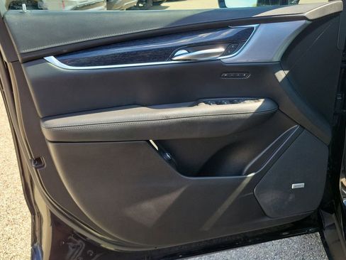 Used 2023 Cadillac XT5 Premium Luxury w/ LPO, Floor Liner Package image 21