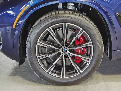 New 2026 BMW X5 xDrive40i w/ M Sport Package image 8
