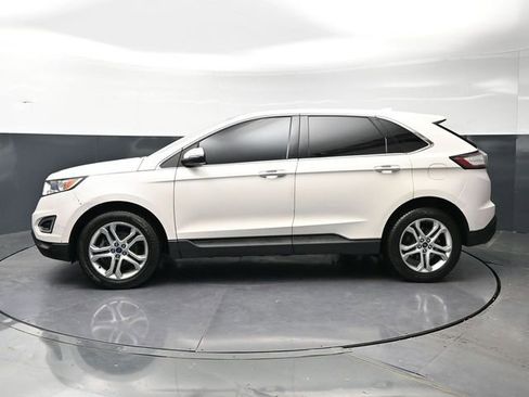 Used 2015 Ford Edge Titanium FWD image 8
