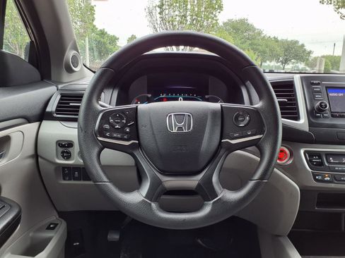 Used 2019 Honda Pilot LX image 13