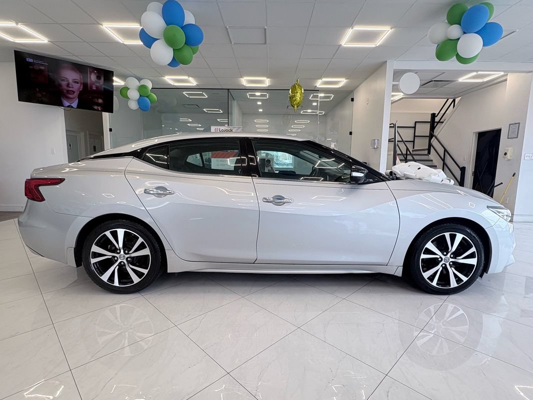 Used 2018 Nissan Maxima Platinum FWD image 5