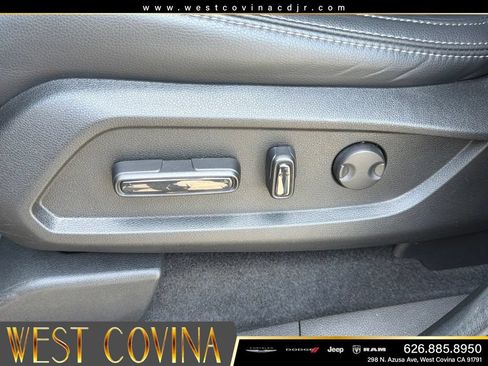 Used 2023 Honda Pilot Touring image 23
