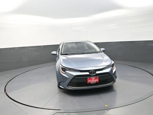 Used 2024 Toyota Corolla LE FWD image 54