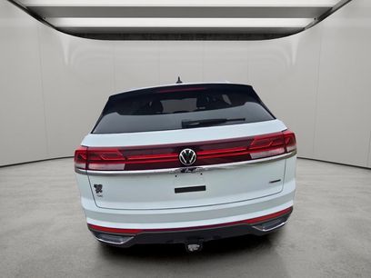 Used 2024 Volkswagen Atlas Cross Sport SE