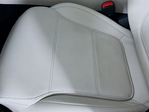 Certified 2024 Mercedes-Benz C 300 4MATIC Sedan image 24