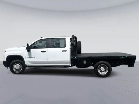 Used 2024 Chevrolet Silverado 3500 W/T w/ Snow Plow Prep Package image 7