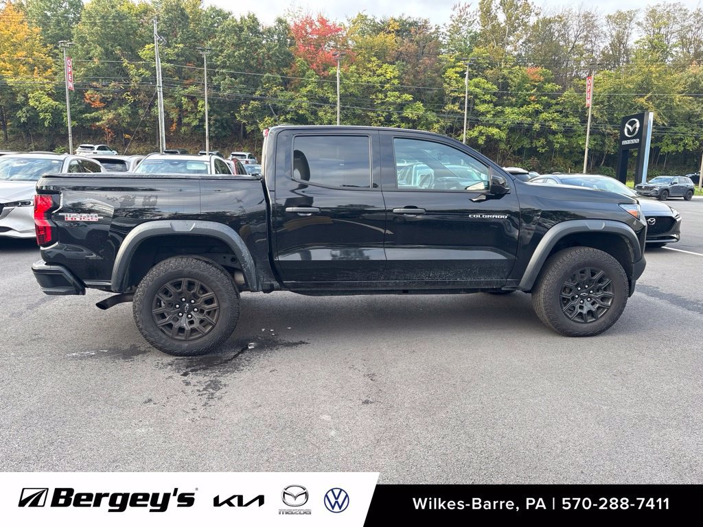 Used 2023 Chevrolet Colorado Trail Boss w/ Technology Package AWD/4WD image 10