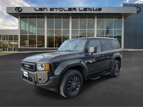 Used 2024 Toyota Land Cruiser image 7