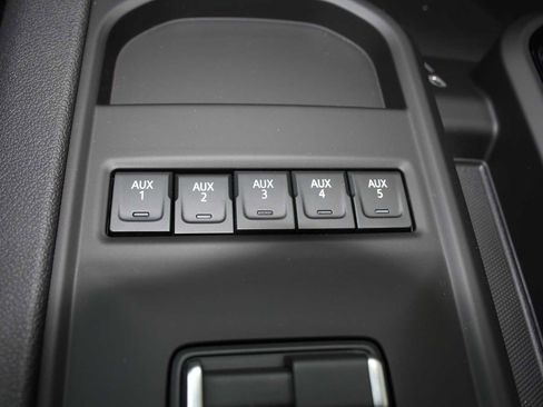 New 2026 GMC Sierra 2500 AT4 w/ AT4 Premium Plus Package image 40