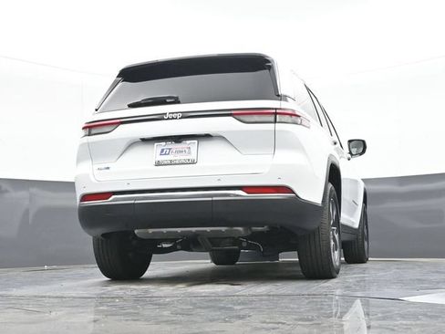 Used 2023 Jeep Grand Cherokee 4WD 4xe image 48