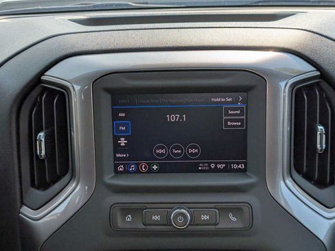 Used 2025 Chevrolet Silverado 2500 Custom w/ Custom Convenience Package AWD/4WD image 19