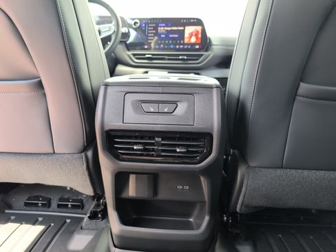New 2026 Chevrolet Silverado EV LT w/ Plus Package AWD/4WD image 30