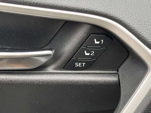 Used 2023 Toyota RAV4 XLE Premium image 12
