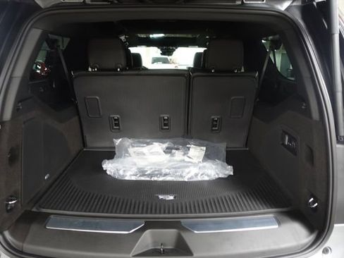 New 2026 Cadillac Escalade ESV Luxury image 21