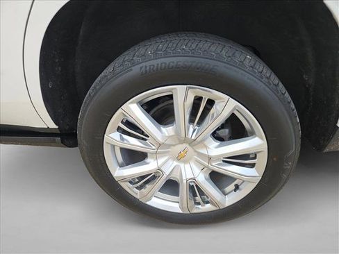 Used 2022 Chevrolet Tahoe High Country image 9